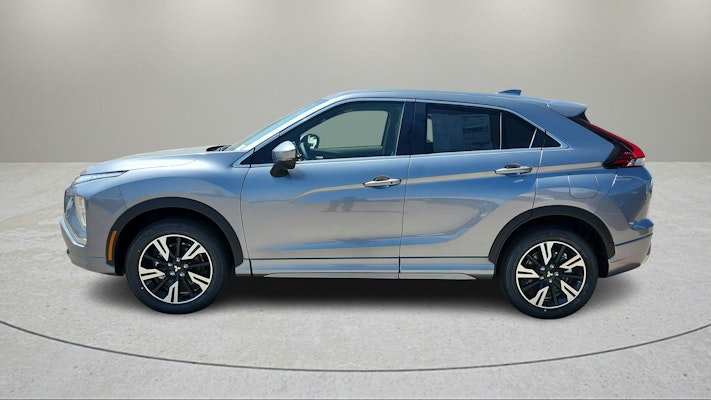 2025 Mitsubishi Eclipse Cross SE photo 6