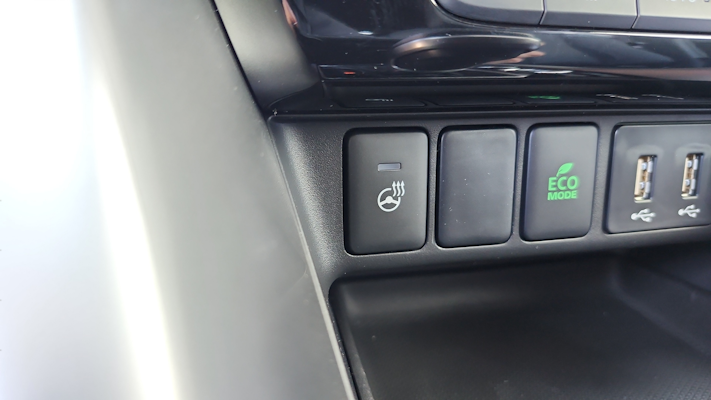 2025 Mitsubishi Eclipse Cross SE photo 19