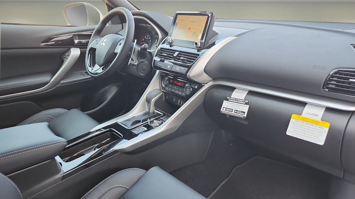 2025 Mitsubishi Eclipse Cross SE photo 27