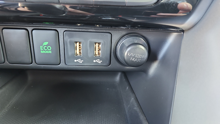 2025 Mitsubishi Eclipse Cross SE photo 17