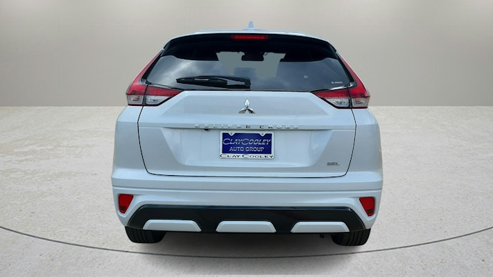 2025 Mitsubishi Eclipse Cross SEL photo 4