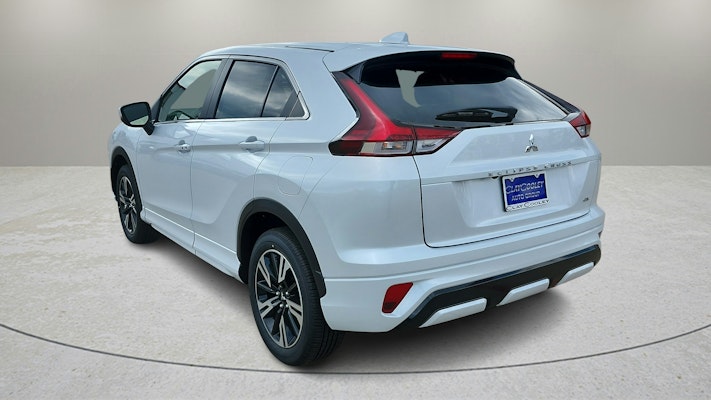 2025 Mitsubishi Eclipse Cross SEL photo 5