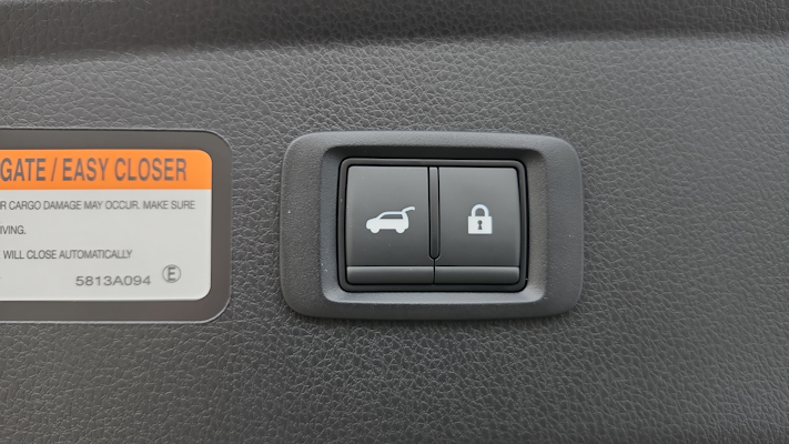 2025 Mitsubishi Eclipse Cross SEL photo 31