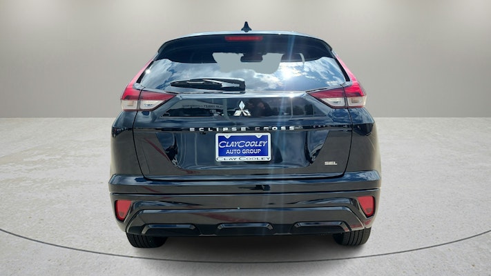 2025 Mitsubishi Eclipse Cross SEL photo 4