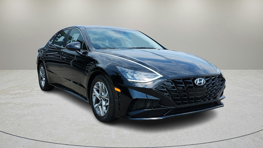 2019 Hyundai Sonata SEL photo 2